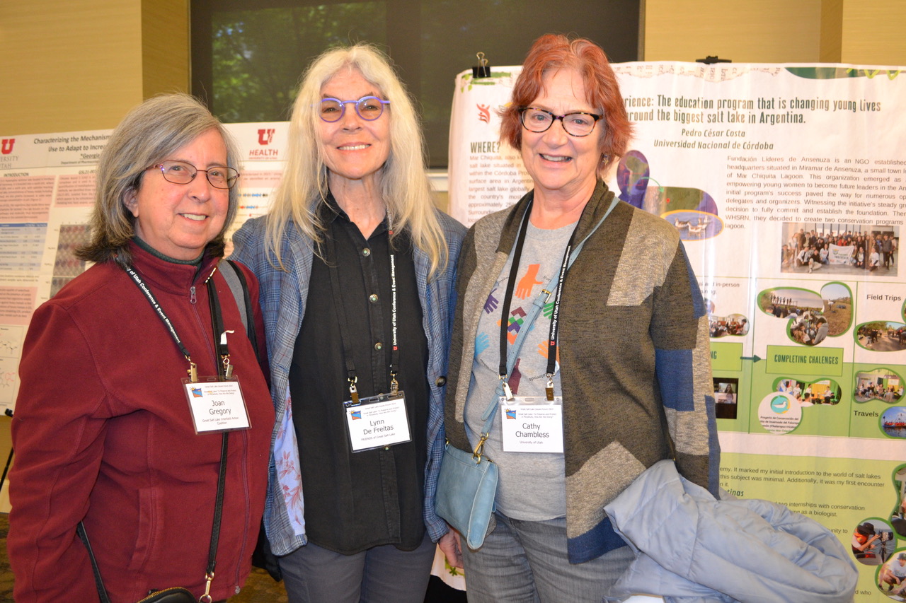 Lynn at poster session